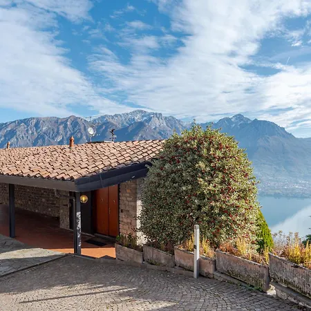 Charming With Private Pool! *